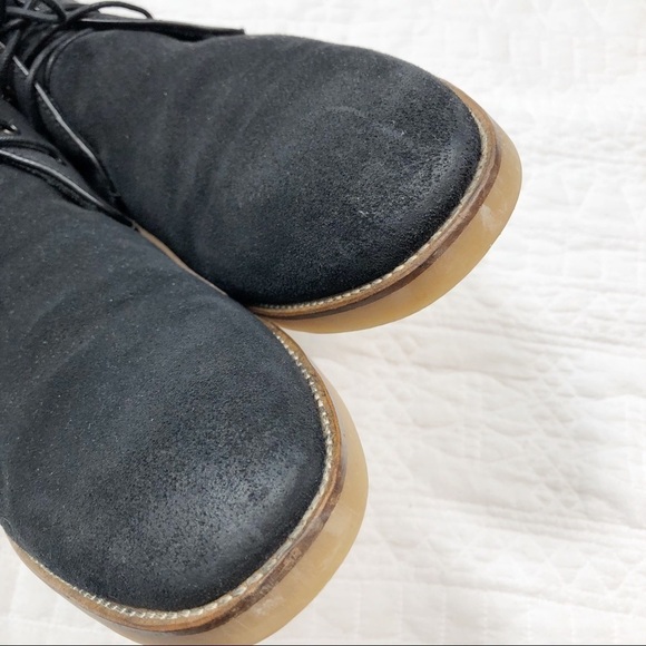 ? Banana Republic black suede lace up chukka boots s10